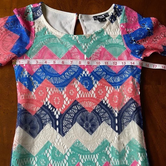 Sequin Hearts dress 3/4 sleeve multicolored chevron lace 12 - Picture 6 of 13